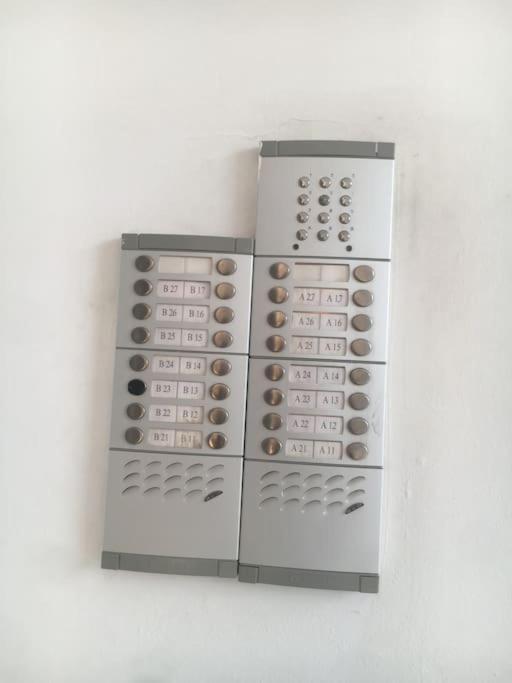 Appartement Simple Et Propre Sfax Esterno foto
